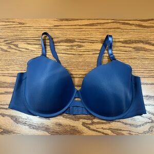 WARNERS No Side Effects Bra Size 40D Blue Underwire Back Smoothing 01356